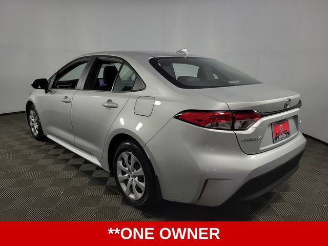 Used 2025 Toyota Corolla LE FWD image 6