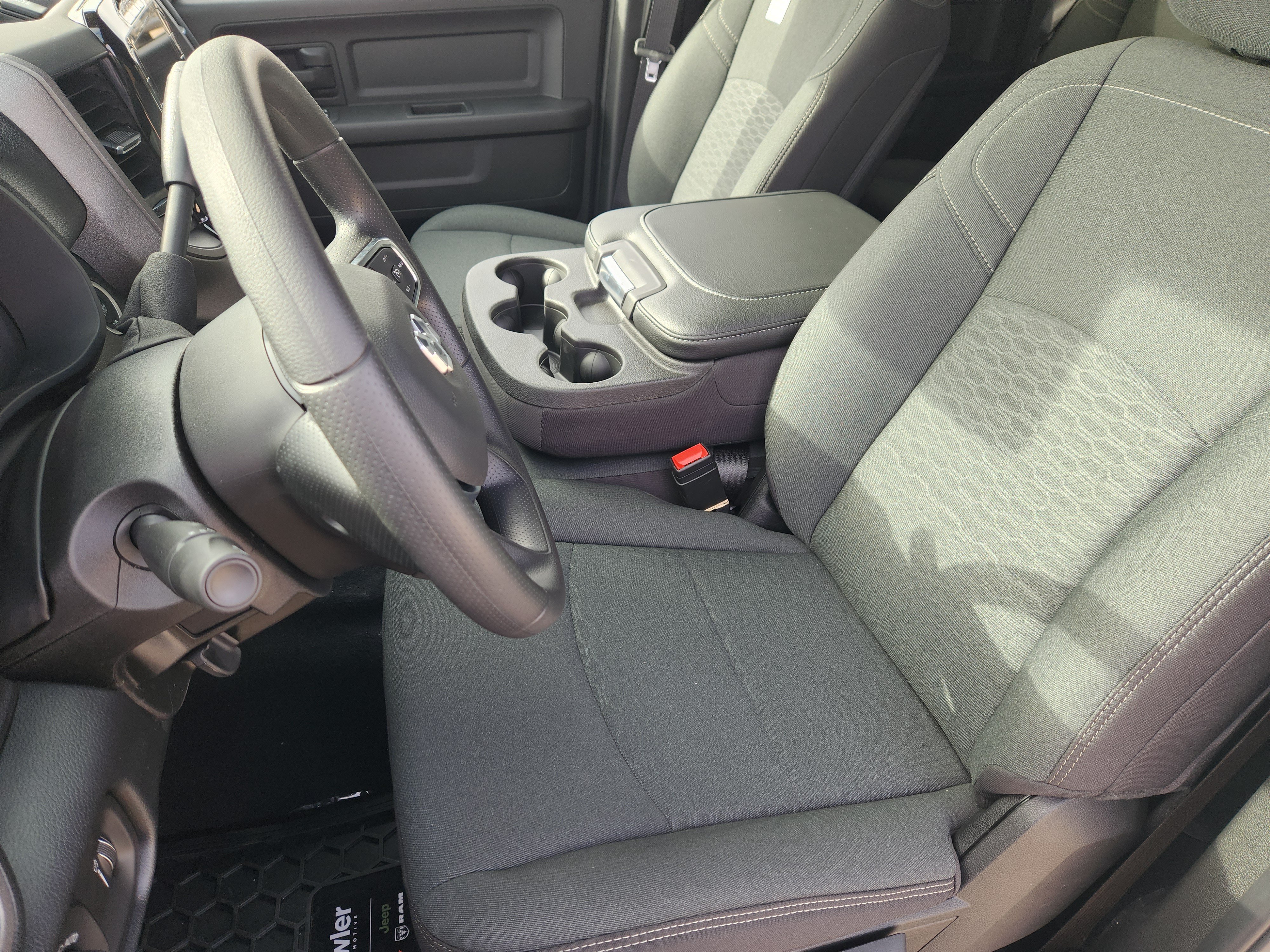 New 2026 RAM 3500 Tradesman AWD/4WD image 11