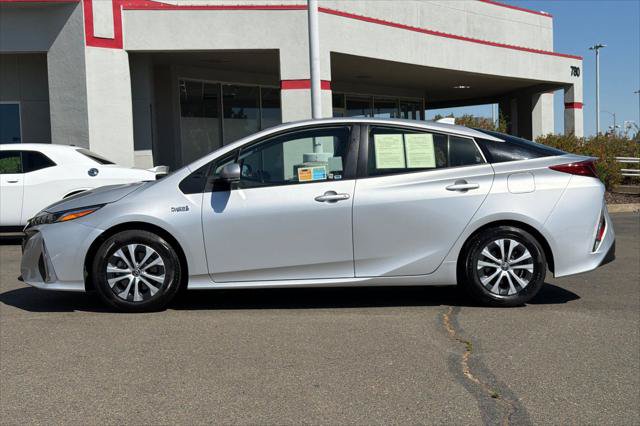 Certified 2021 Toyota Prius Prime LE FWD image 9