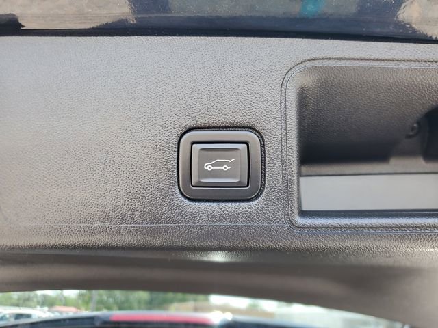 Used 2022 GMC Terrain SLT image 7