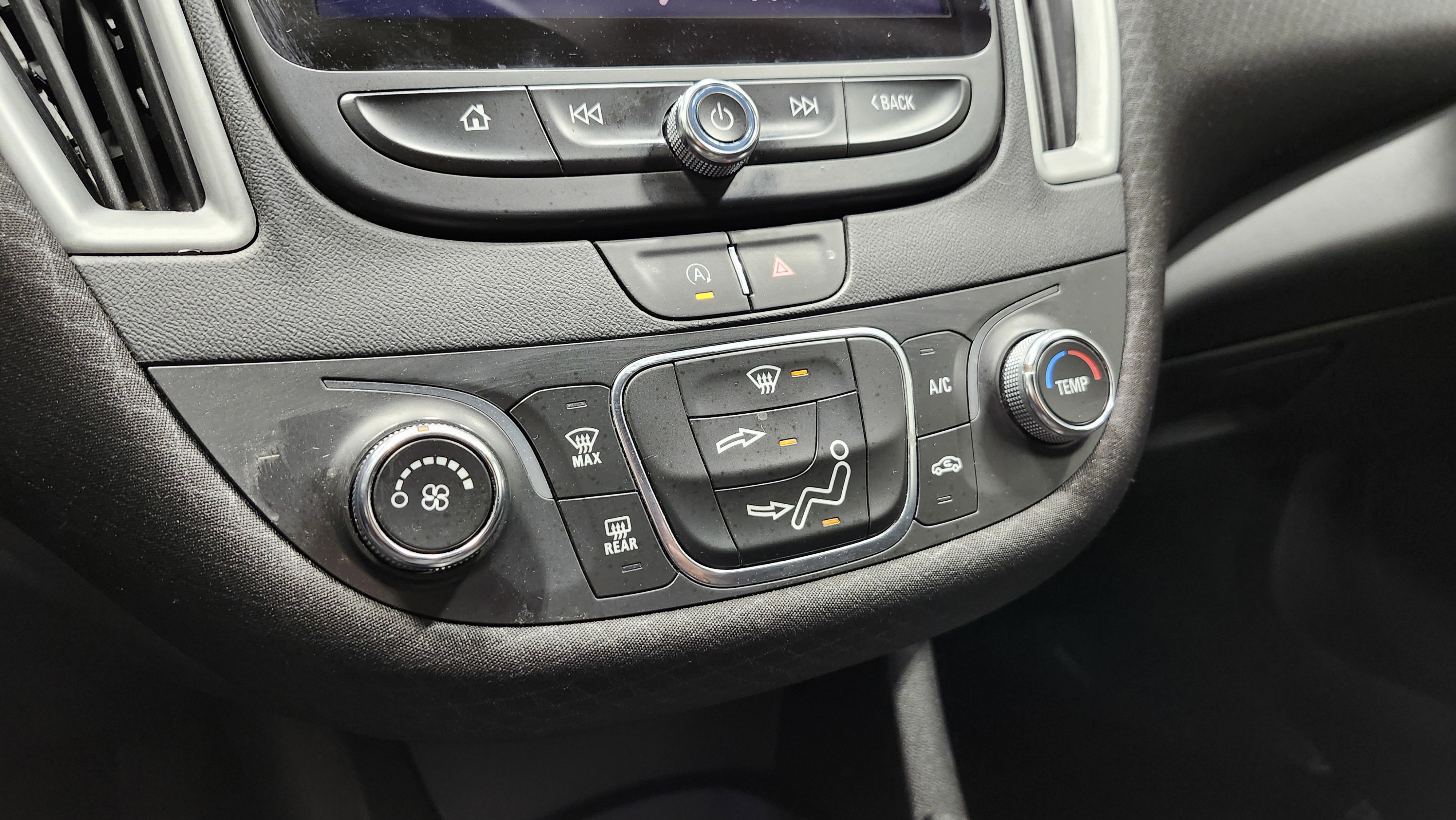 Used 2022 Chevrolet Malibu RS image 30