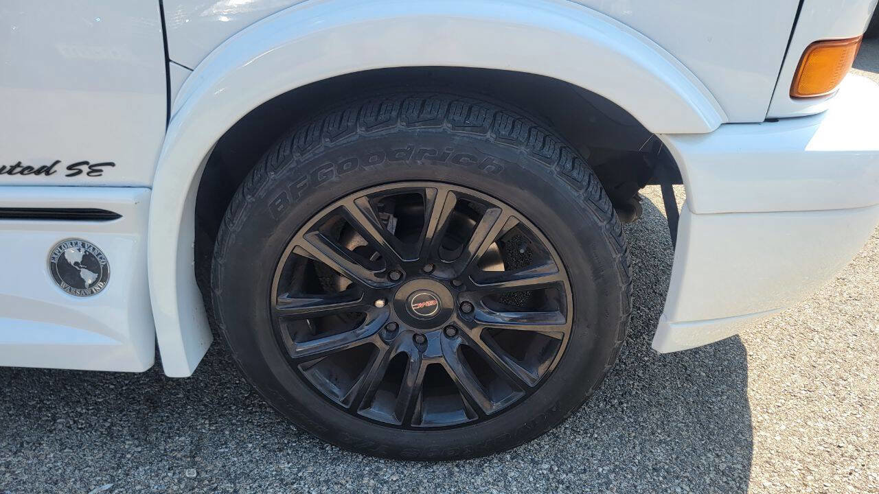 Used 2021 GMC Savana 2500 2500 3dr Cargo Van w/ Enhanced Convenience Package image 40