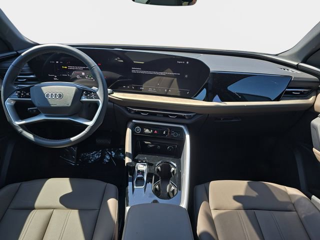Used 2025 Audi Q5 Premium w/ Convenience Package image 10