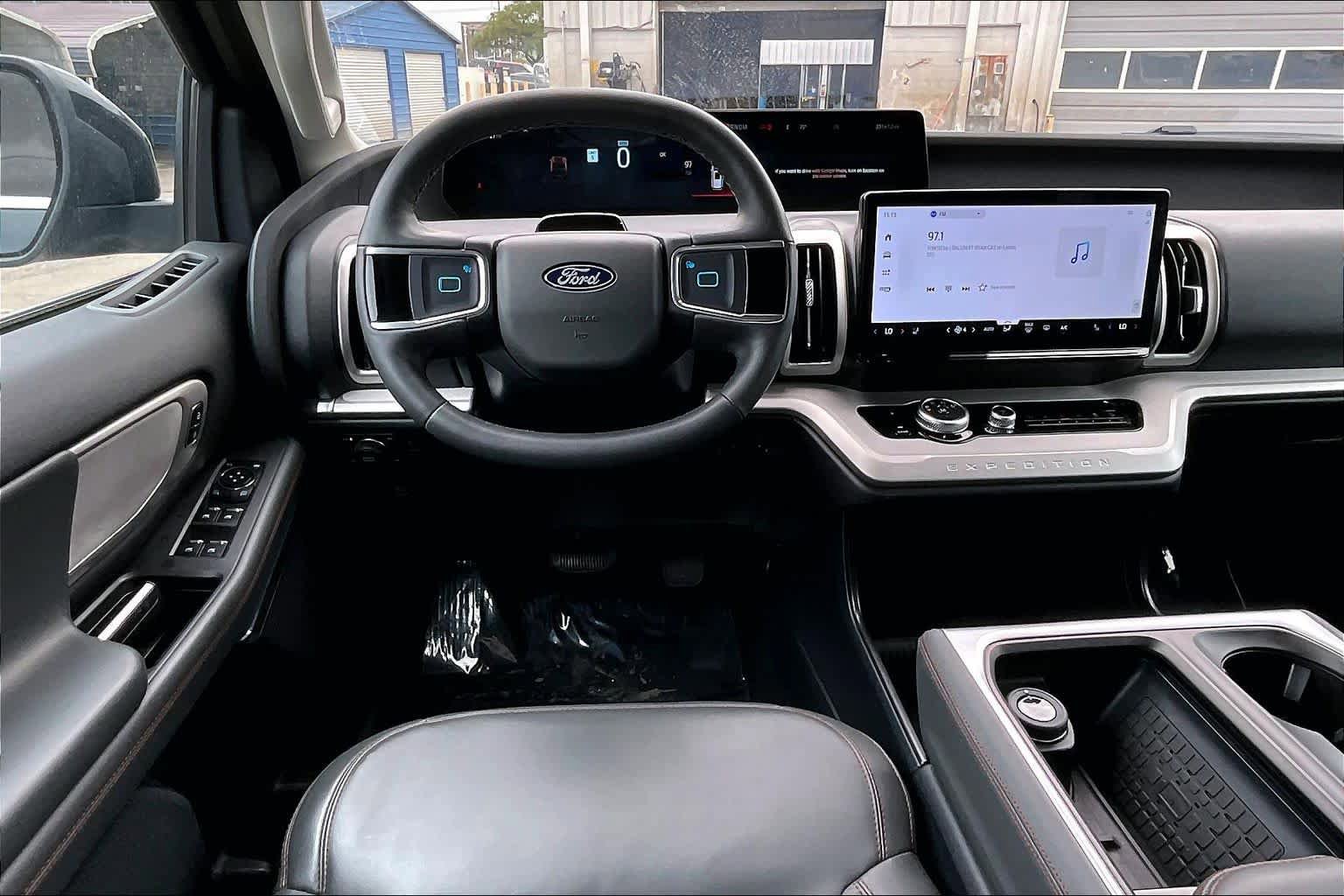Certified 2025 Ford Expedition Max Active AWD/4WD image 6