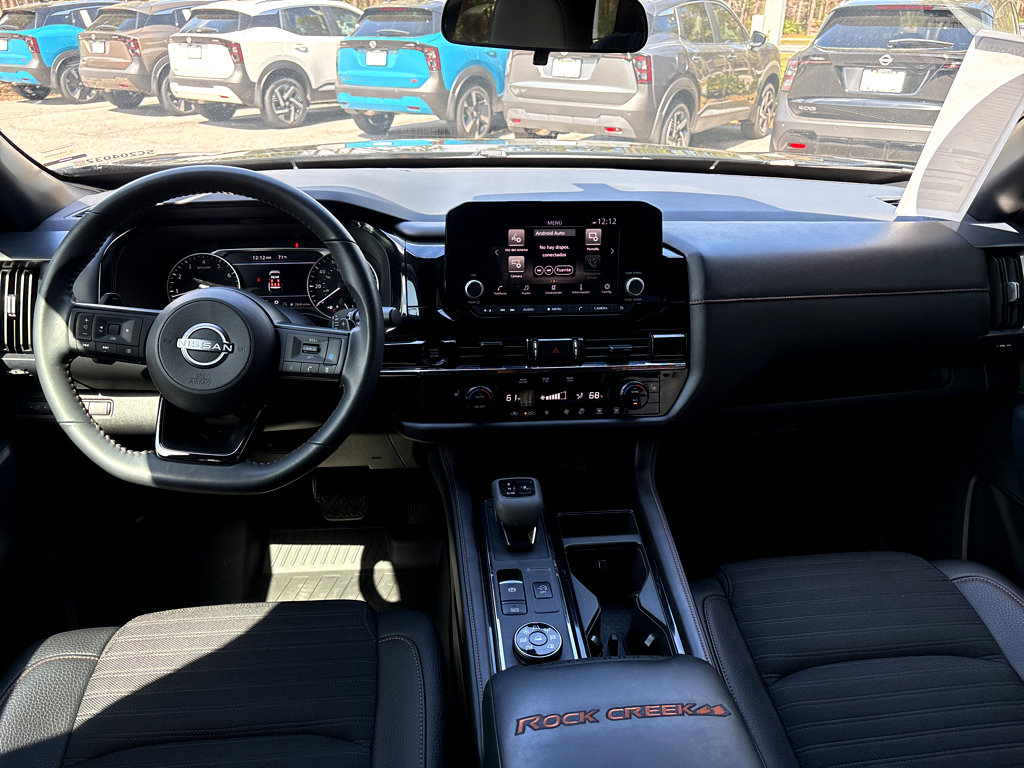 Used 2025 Nissan Pathfinder Rock Creek image 4