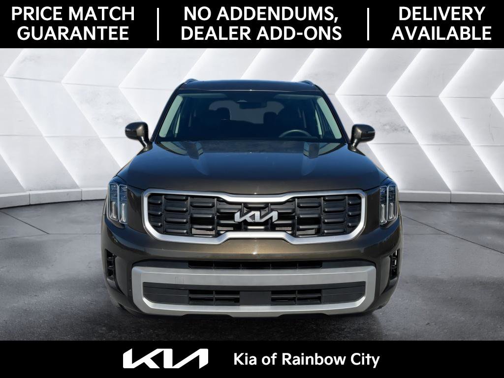 Used 2023 Kia Telluride S w/ S Sunroof Package image 2