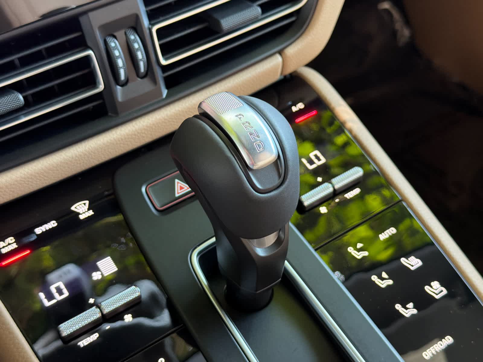 New 2026 Porsche Macan AWD/4WD image 25