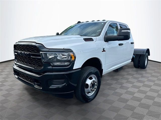 Used 2023 RAM 3500 Tradesman w/ Max Tow Package RWD image 3