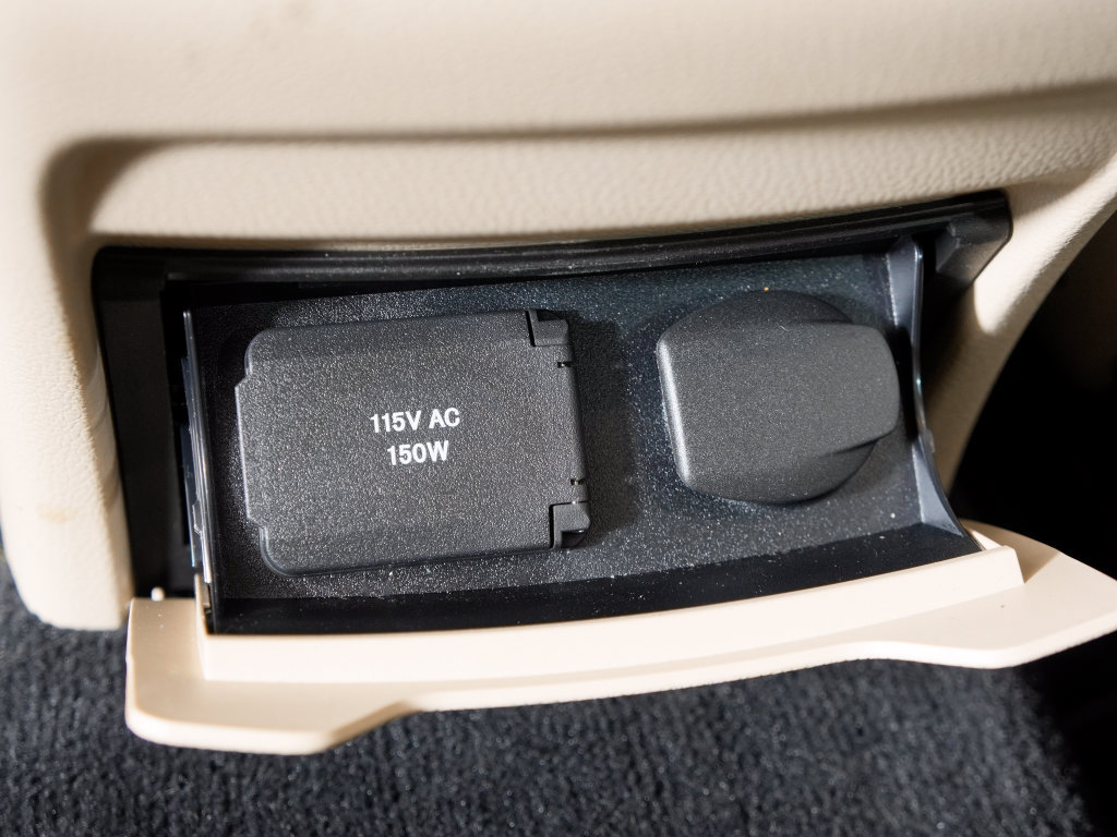 Used 2019 Mercedes-Benz GLC 300 4MATIC image 31