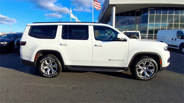 Used 2022 Jeep Wagoneer Series II image 9