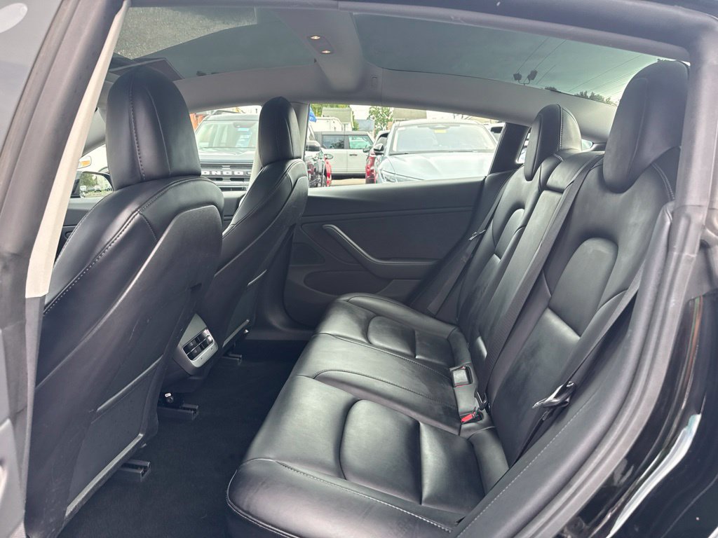Used 2021 Tesla Model 3 Long Range AWD/4WD image 15