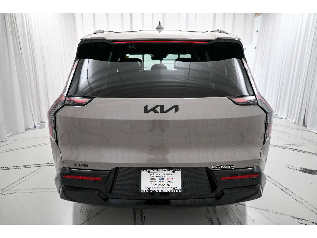 New 2026 Kia EV9 Land image 6
