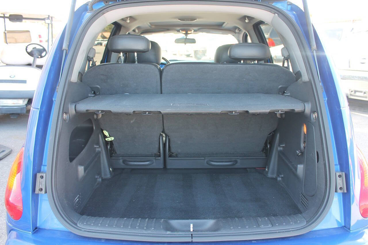 Used 2004 Chrysler PT Cruiser Limited FWD image 26