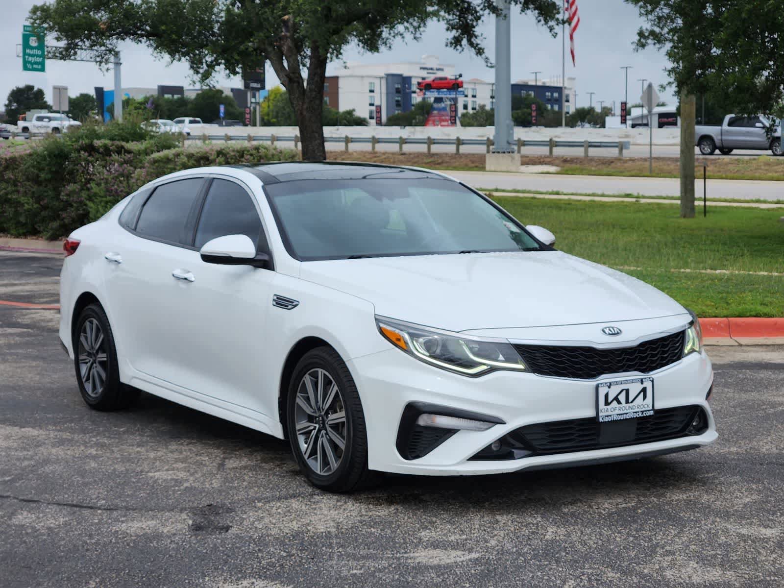 Used 2020 Kia Optima Premium FWD image 3