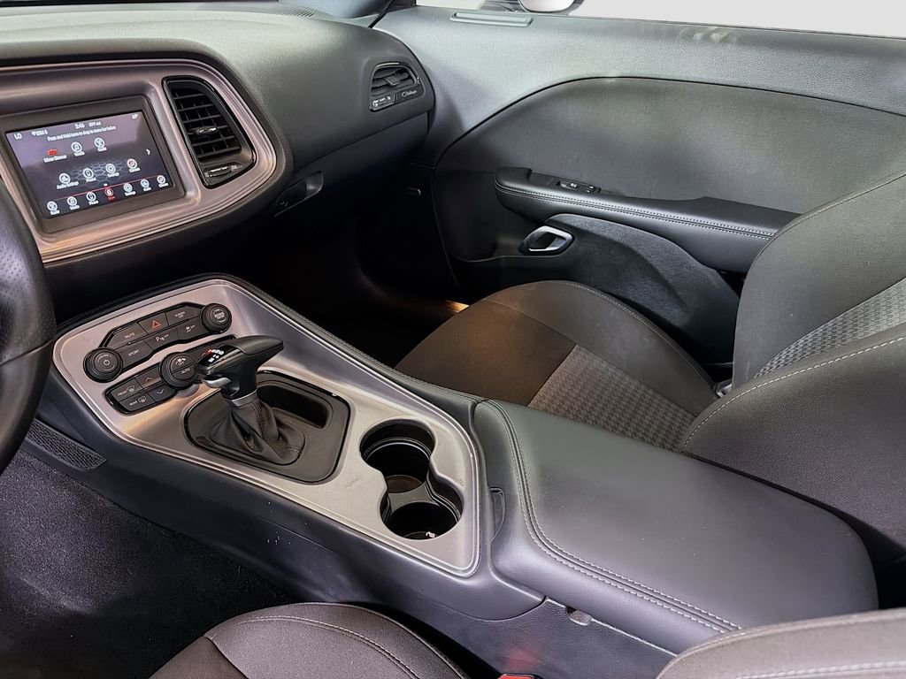 Used 2023 Dodge Challenger R/T w/ Blacktop Package image 26