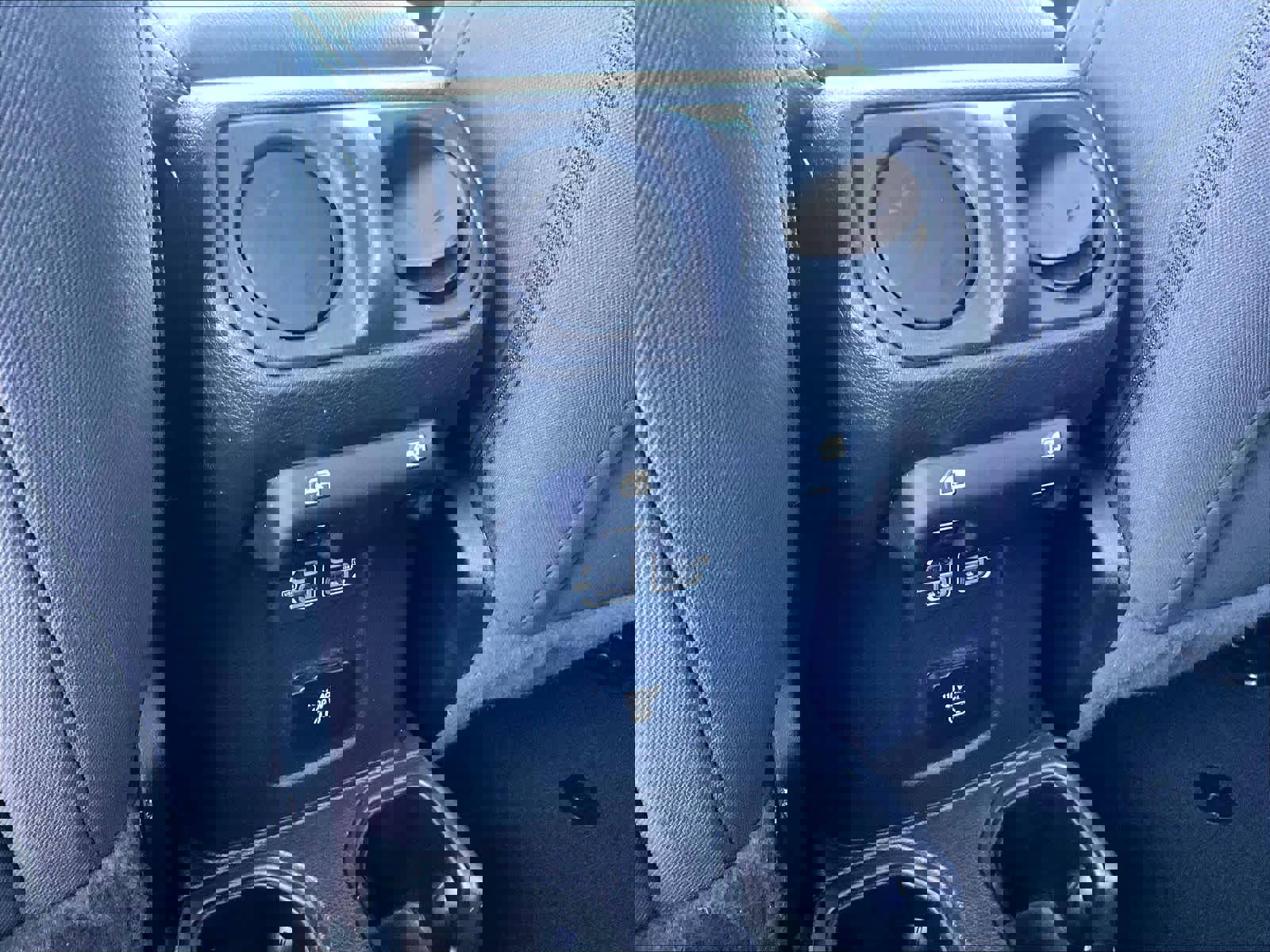 Used 2023 Jeep Gladiator Overland image 28