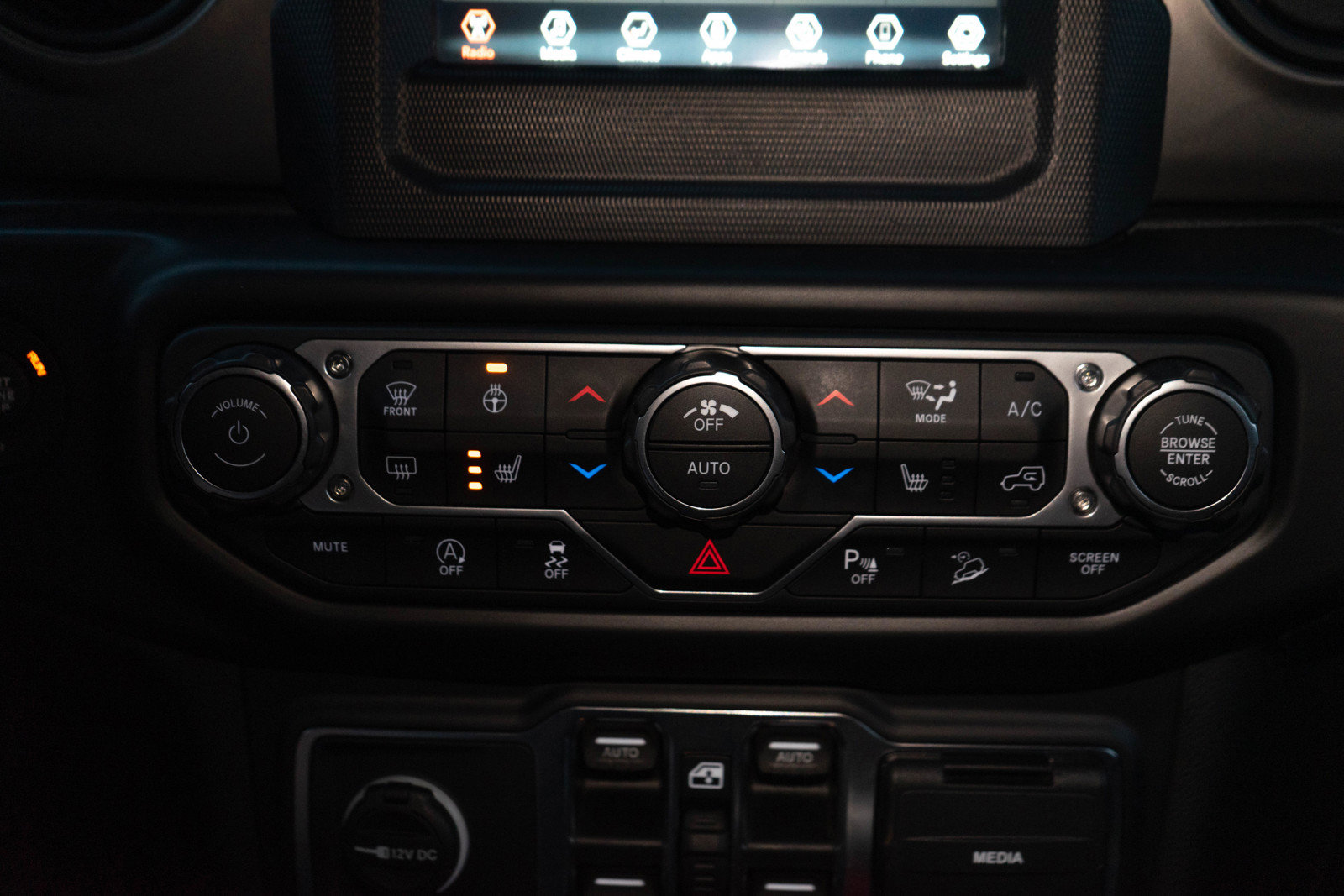 Used 2018 Jeep Wrangler Unlimited Sport S image 15