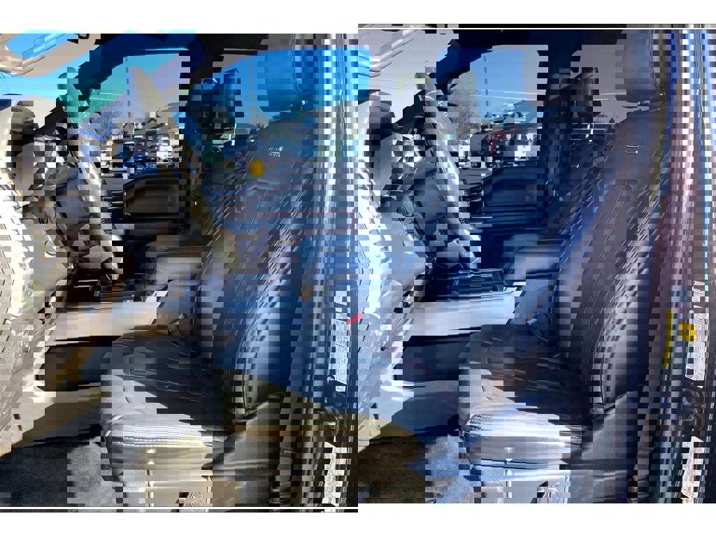 Used 2017 Ford F350 Platinum w/ Platinum Ultimate Package image 27