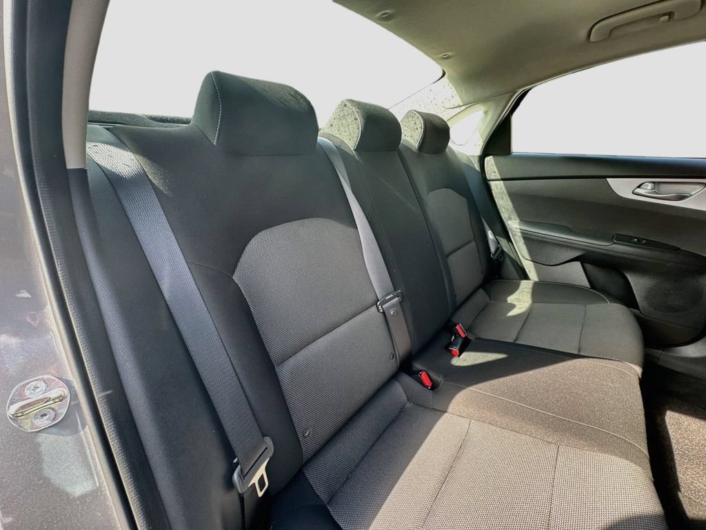 Certified 2023 Kia Forte LXS FWD image 28