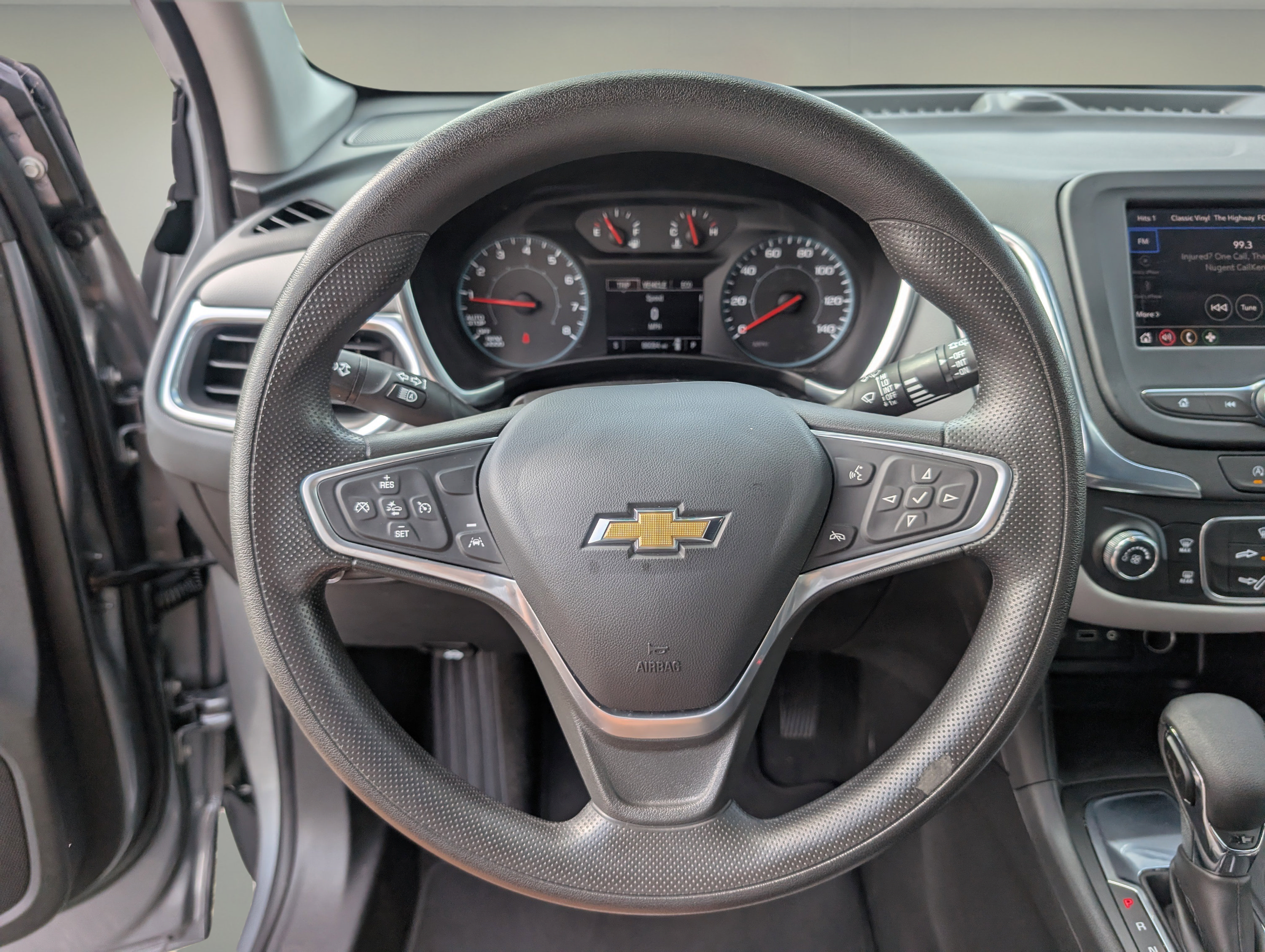 Used 2023 Chevrolet Equinox LS w/ LPO, Cargo Package FWD image 16
