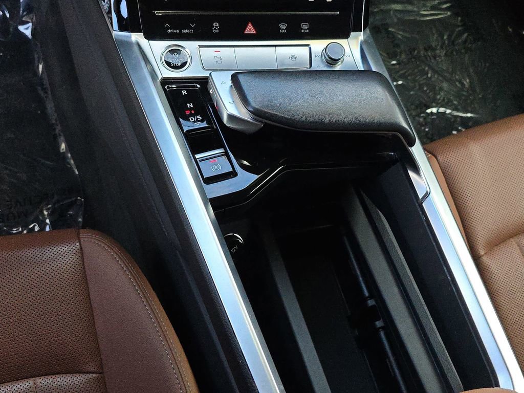 Certified 2024 Audi Q8 e-tron Premium Plus image 28