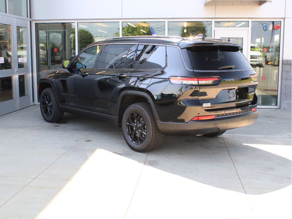 New 2026 Jeep Grand Cherokee L 4WD image 8