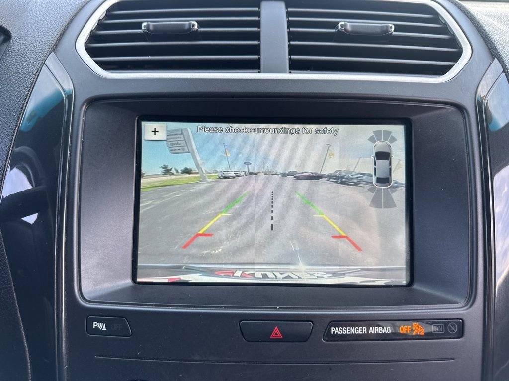 Used 2018 Ford Explorer XLT w/ Equipment Group 202A AWD/4WD image 41