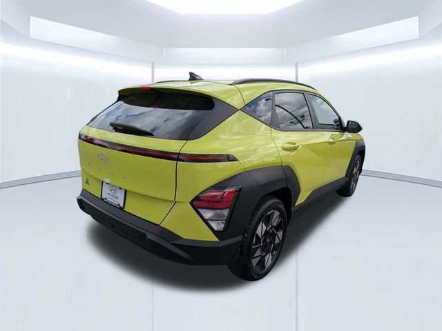 Certified 2025 Hyundai Kona SEL FWD image 4