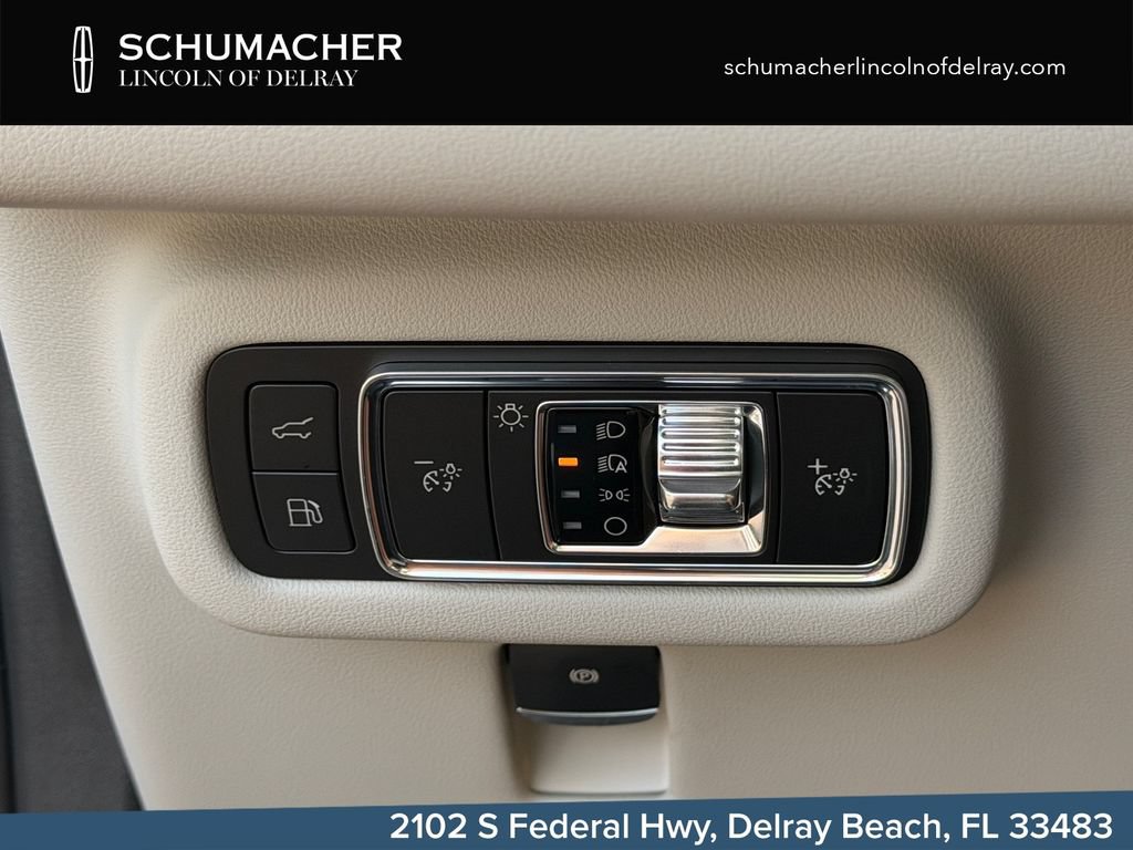 New 2026 Lincoln Nautilus Reserve AWD/4WD image 21