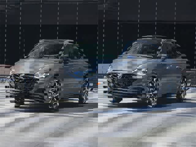 Certified 2022 Hyundai Sonata Limited w/ Cargo Package