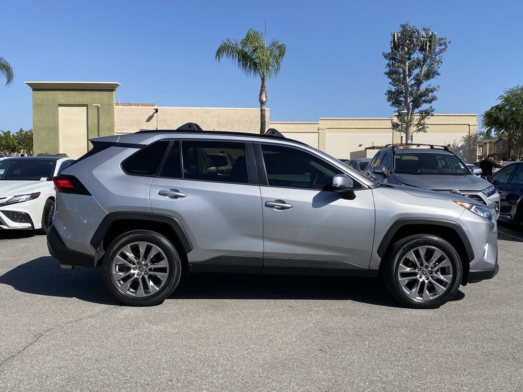 Certified 2021 Toyota RAV4 XLE Premium image 2