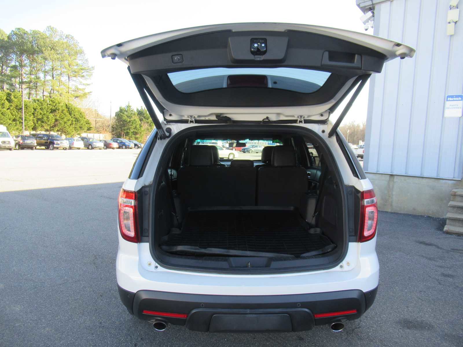 Used 2014 Ford Explorer Limited w/ Equipment Group 301A image 17