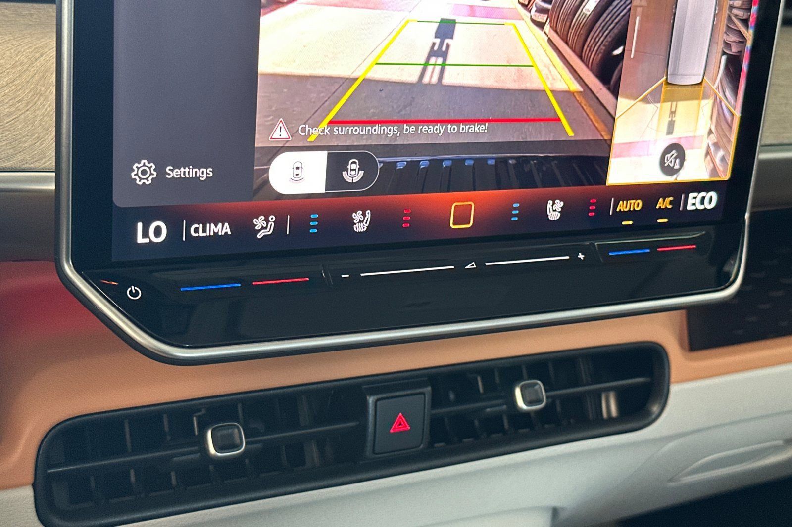 New 2025 Volkswagen ID. Buzz 1st Edition image 21