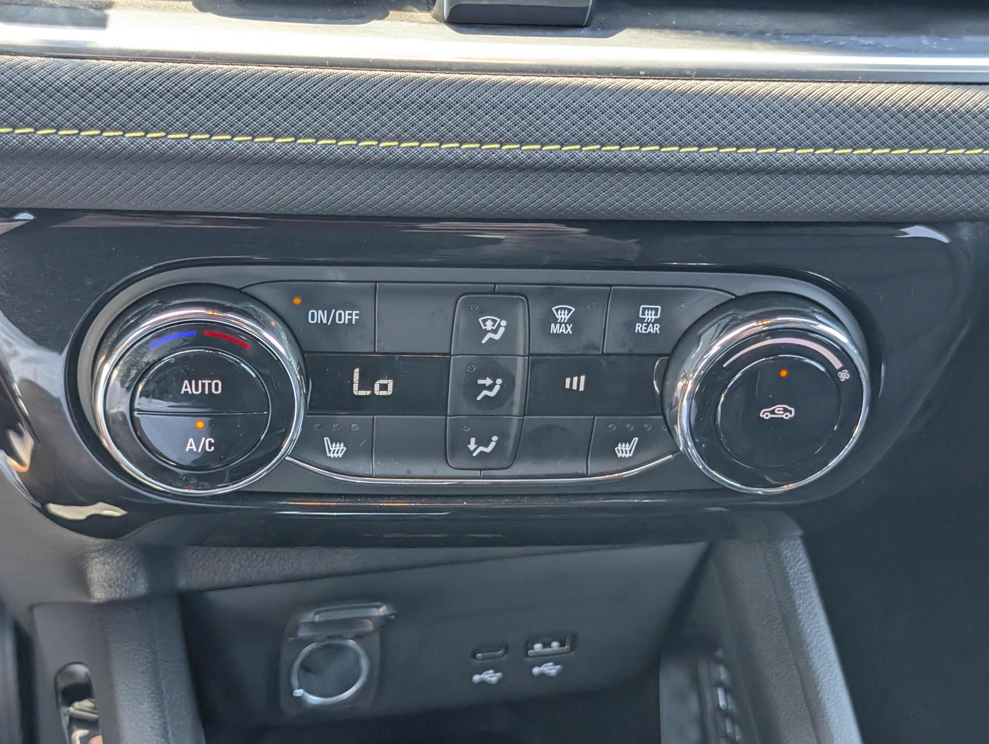 Used 2024 Chevrolet TrailBlazer ACTIV w/ Convenience Package image 22