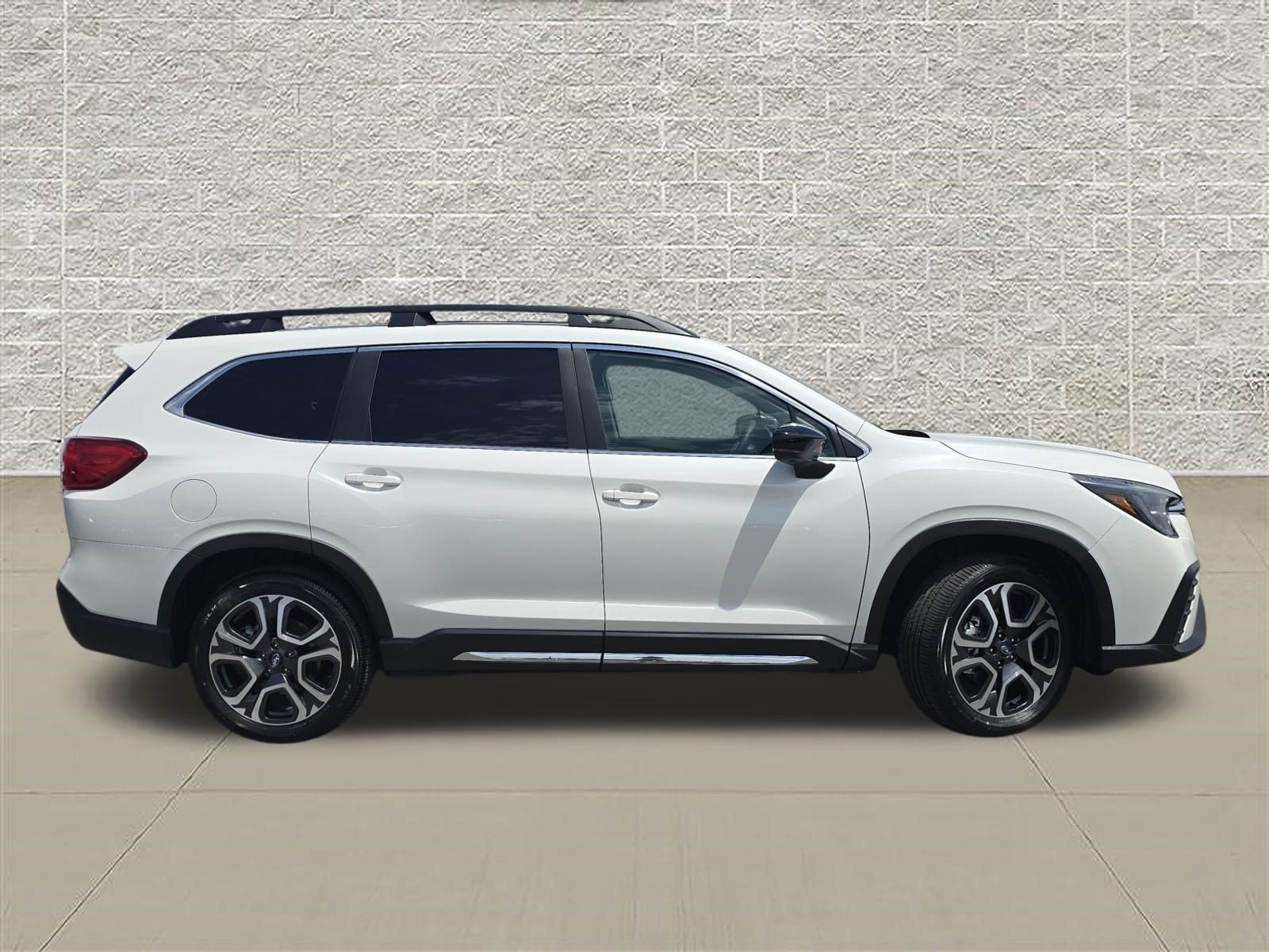 New 2026 Subaru Ascent Limited AWD/4WD image 8