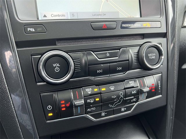 Certified 2018 Ford Explorer XLT w/ Equipment Group 202A image 20