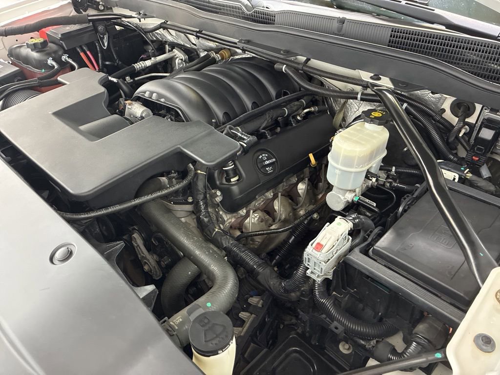 Used 2015 Chevrolet Silverado 1500 High Country w/ High Country Premium Package image 18