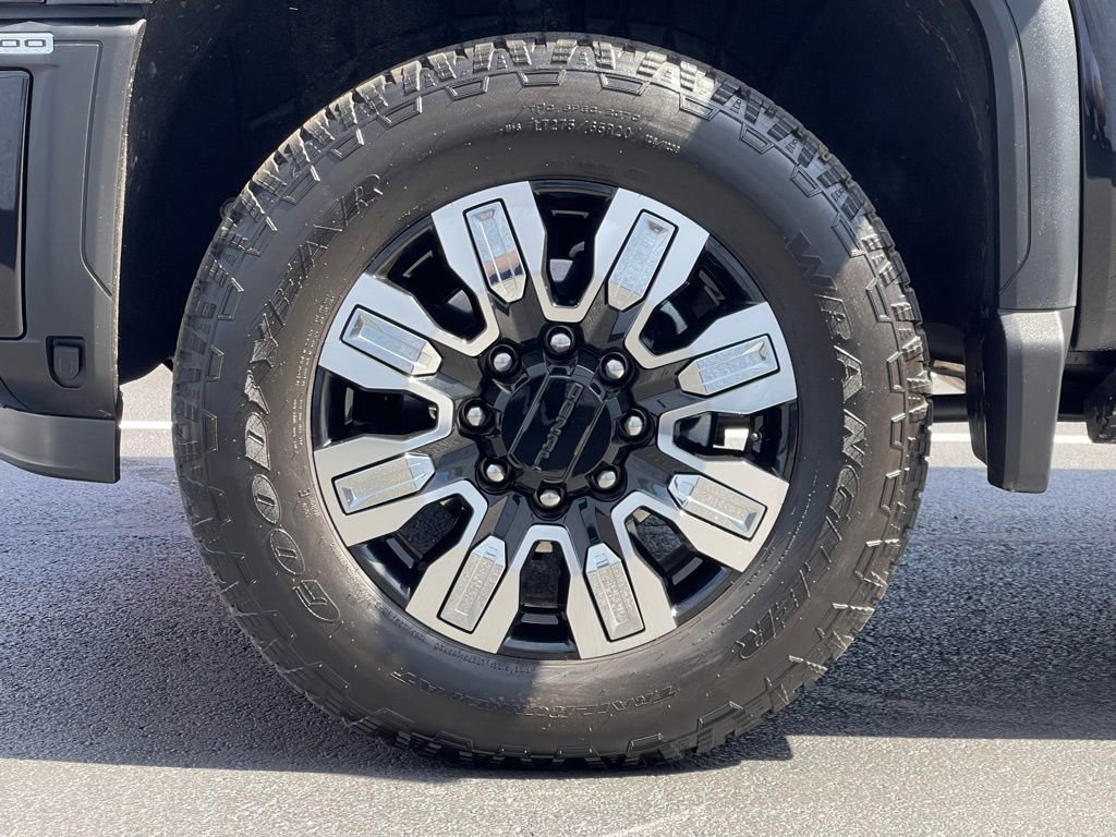 Used 2026 GMC Sierra 3500 Denali w/ Denali Reserve Package AWD/4WD image 16