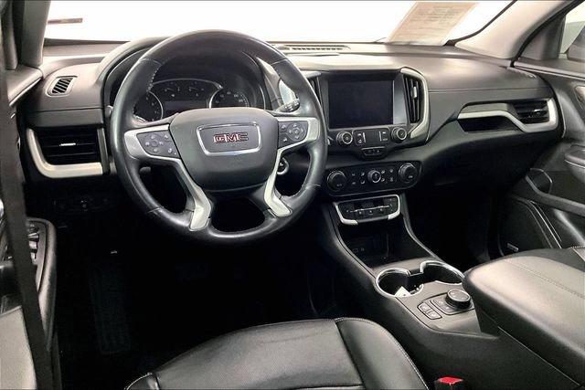 Used 2022 GMC Terrain SLT w/ Infotainment Package II AWD/4WD image 4