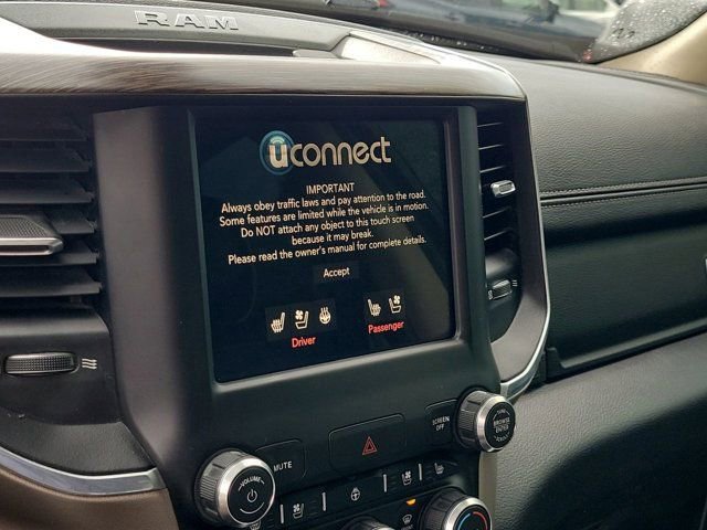 Used 2019 RAM 1500 Laramie w/ Off Road Group AWD/4WD image 24