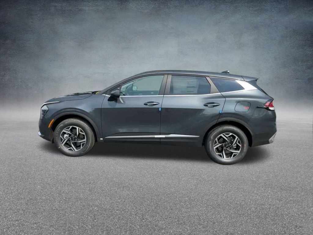 Used 2024 Kia Sportage LX image 13