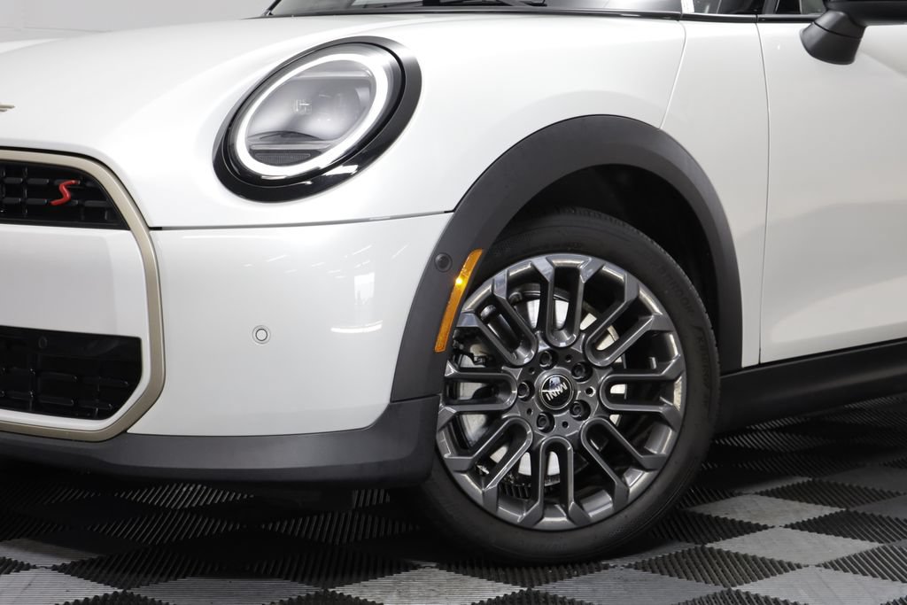 Certified 2025 MINI Cooper S FWD image 3