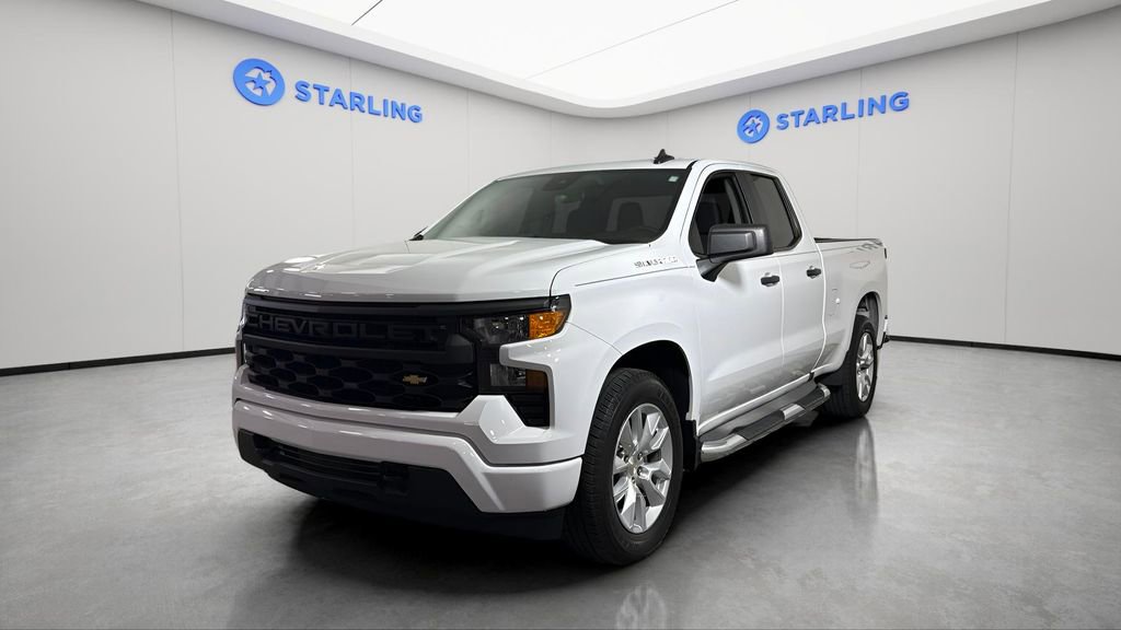 Used 2024 Chevrolet Silverado 1500 Custom image 16
