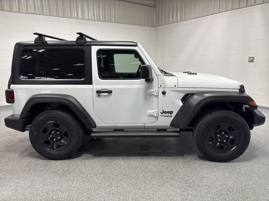 Used 2021 Jeep Wrangler Sport image 8