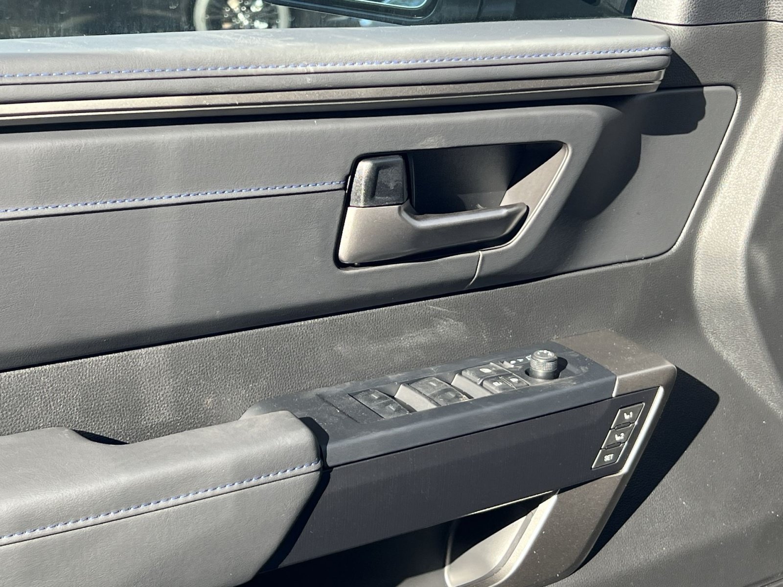 New 2026 Toyota Tundra Platinum AWD/4WD image 10