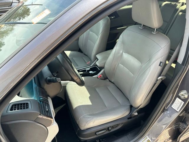 Used 2016 Honda Accord EX-L image 9