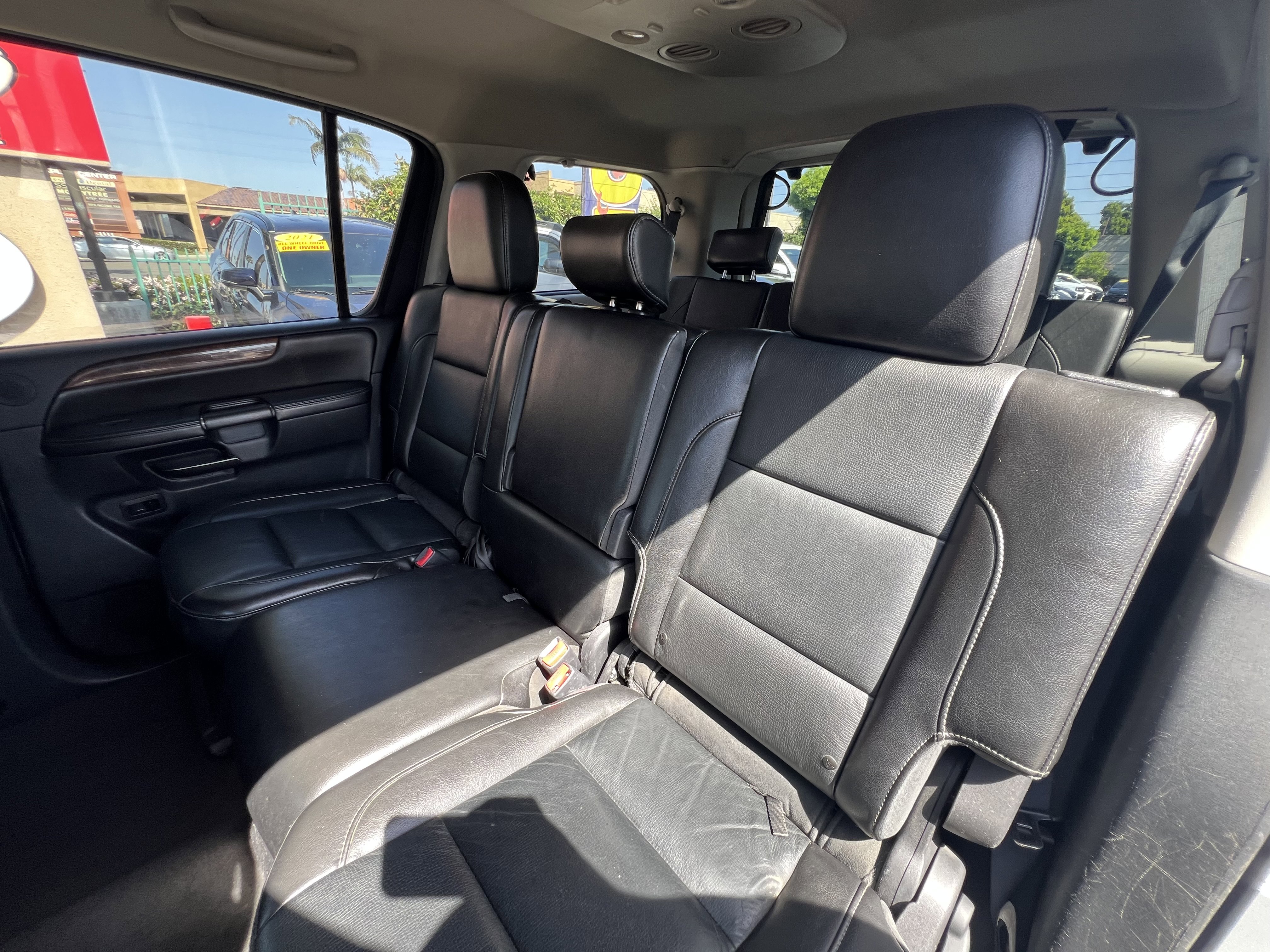 Used 2012 Nissan Armada SL RWD image 28