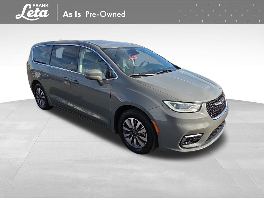 Used 2022 Chrysler Pacifica Touring-L image 15