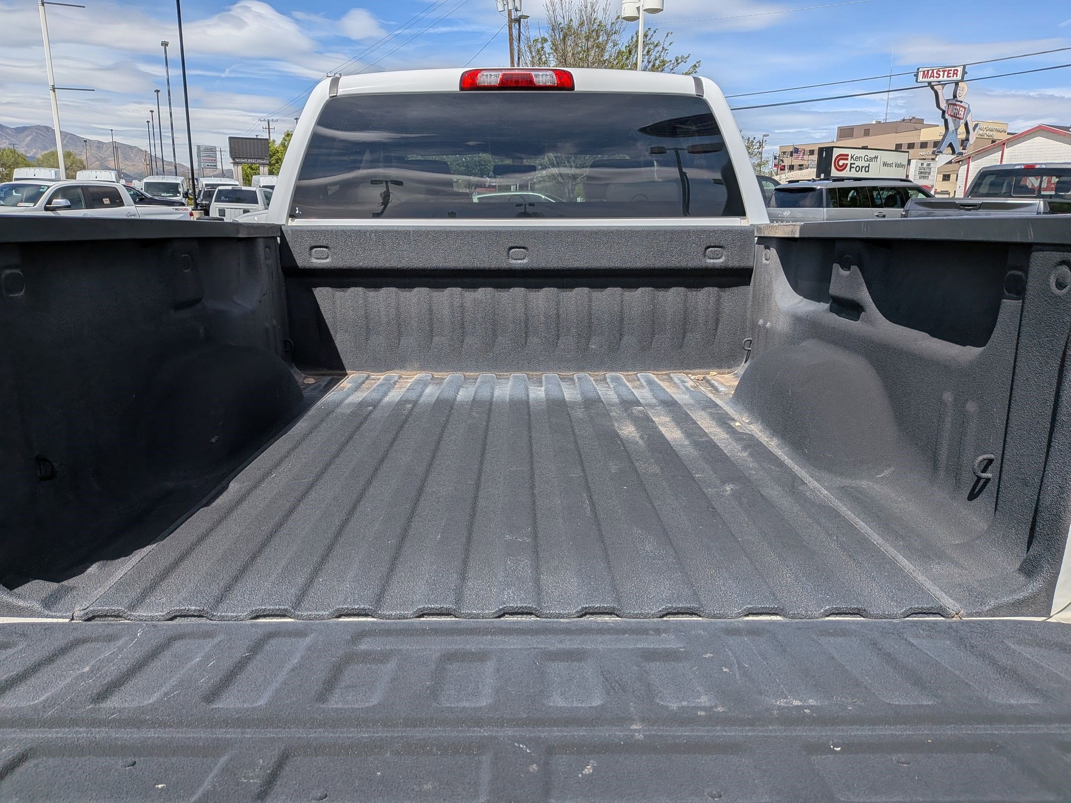 Used 2016 Chevrolet Silverado 1500 LT w/ All Star Edition image 28