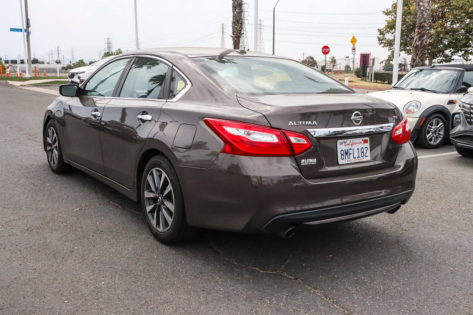 Used 2017 Nissan Altima 2.5 SV FWD image 8